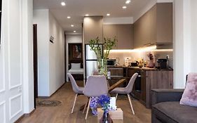 Downtown Luxury Apartments 34